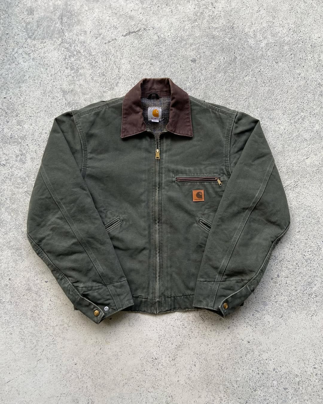 Carhartt Detroit Jacket J97 Mos Mos Green Colour