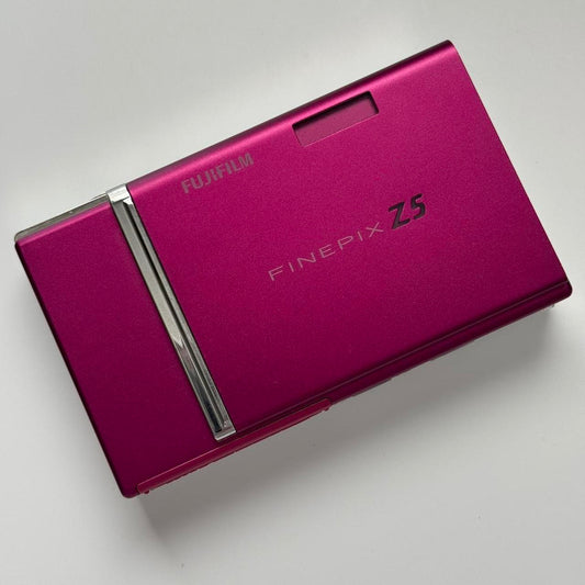 Fujifilm Finepix Z5fd  🧚‍♀️ ⊹｡⋆ 🌺 Raspberry Pink...