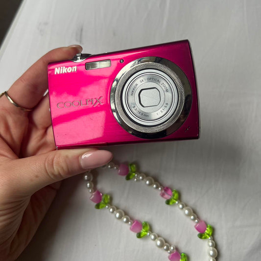 Used Vintage Nikon Coolpix S230 10MP Hot Pink Digital Camera